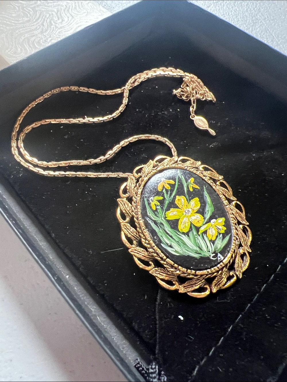 Gold-Tone Floral Painted Oval Pendant Necklace - Yellow Flower